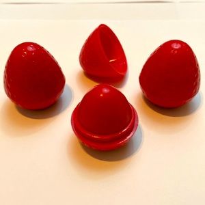 ROMANTIC LIP BALM AROMA A STRAWBERRY 🍓🍓🍓🍓💄 soft pink hue